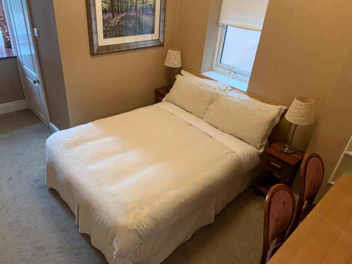 Entire Seaside Home, Sleeps 8, All En-Suite Rooms New Brighton Exteriér fotografie